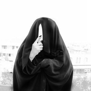 از مجموعه زاغ و زغن زهرامومنی